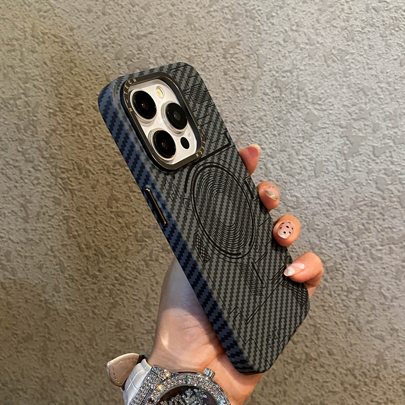 High-tech Element Carbon Fibre - огляд і ціна Tech Accessories Hard Case
