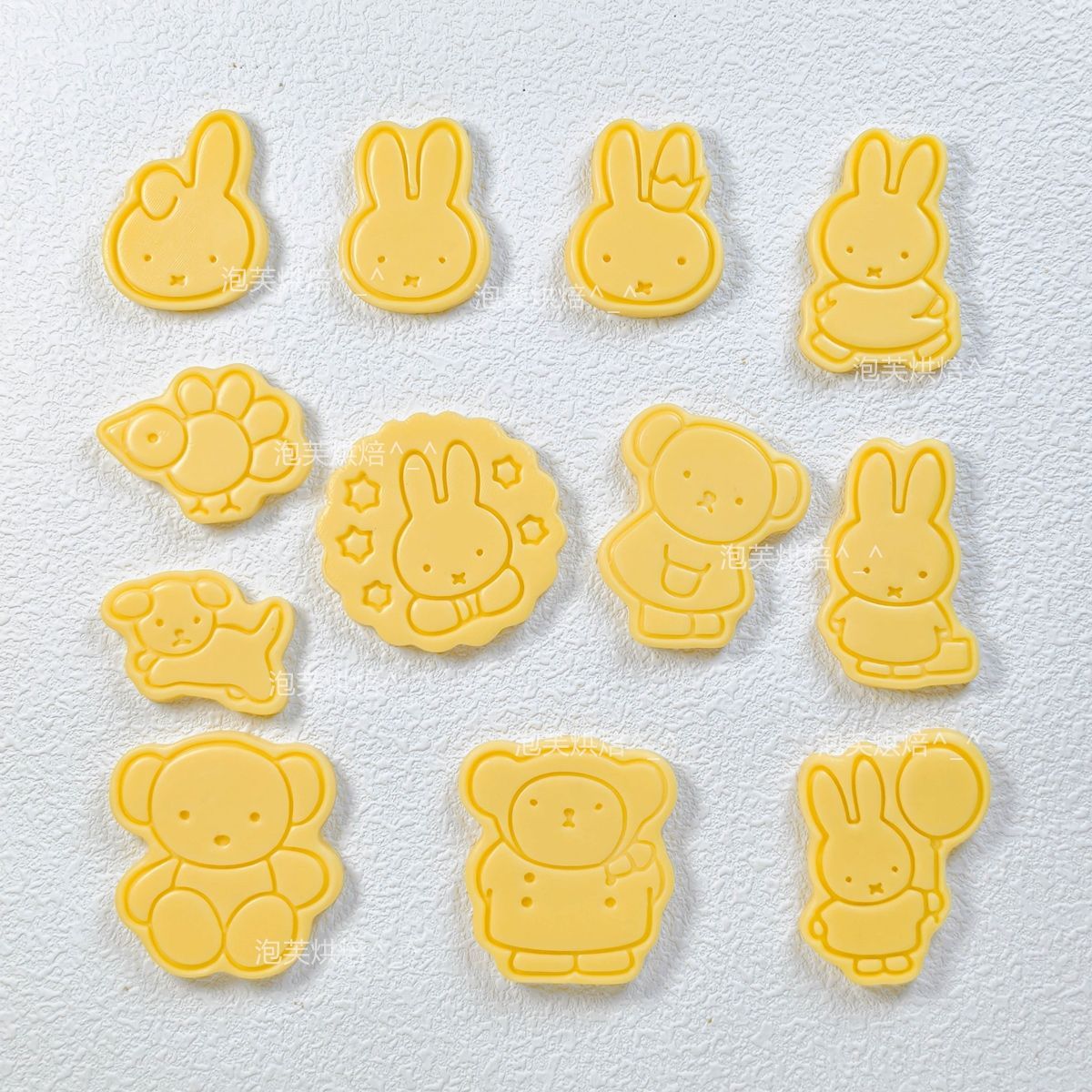 Cute 3D Press Cookie Mold with - огляд і ціна Unique Tech Accessories
