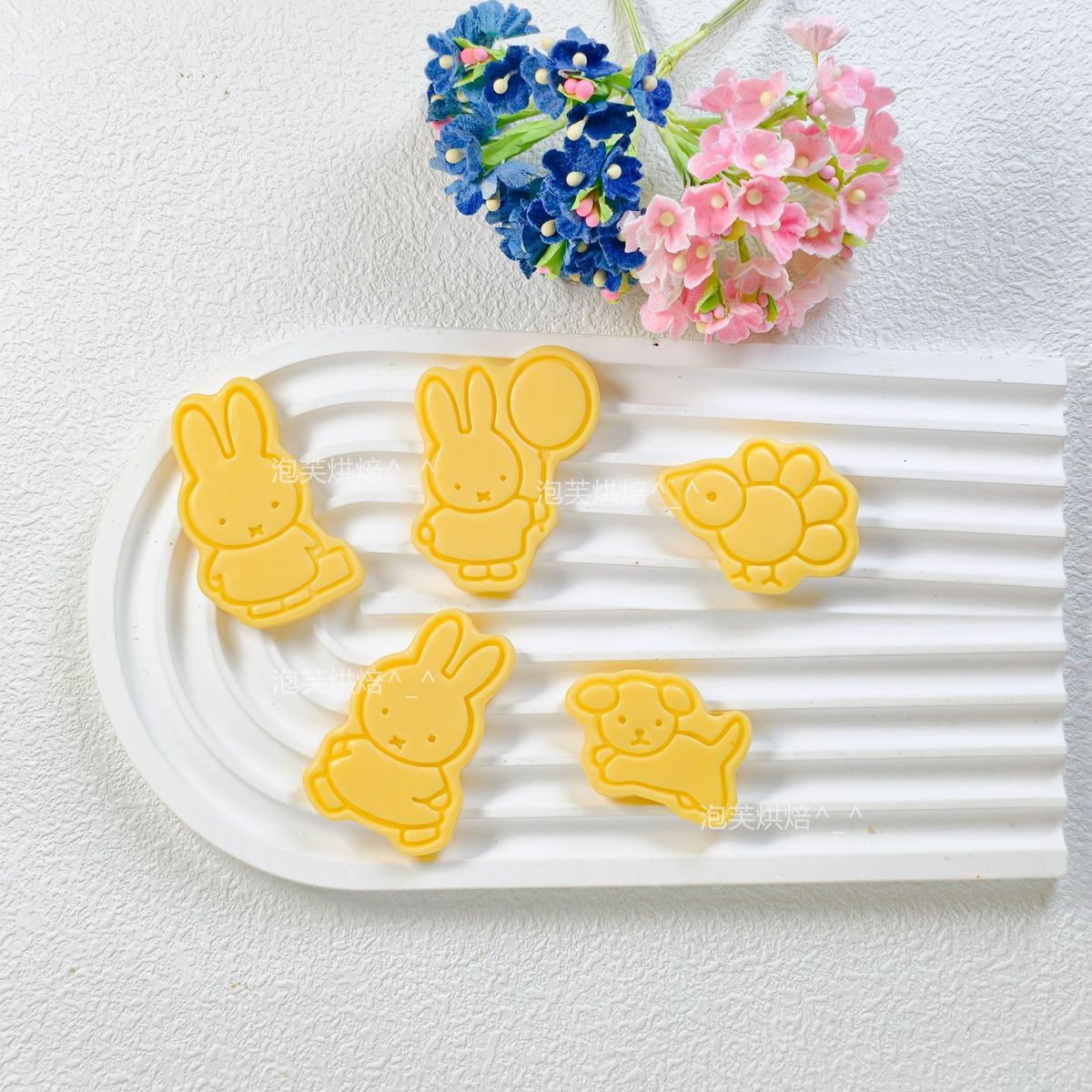 Cute 3D Press Cookie Mold with - огляд і ціна Unique Tech Accessories