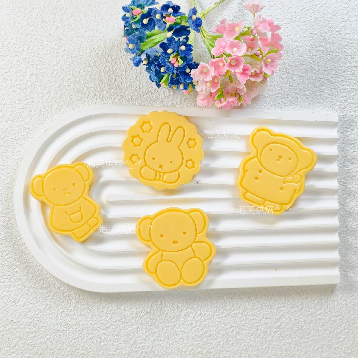 Cute 3D Press Cookie Mold with - огляд і ціна Unique Tech Accessories